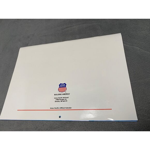 Union Pacific 2008 Official Train Photography Calendar - Picture 2 of 10